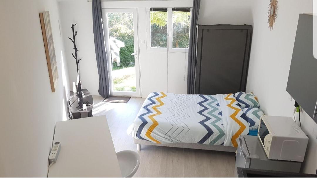 Studio Cozy Tout Confort Chez L'Habitant Apartment La Roche-sur-Yon Exterior photo